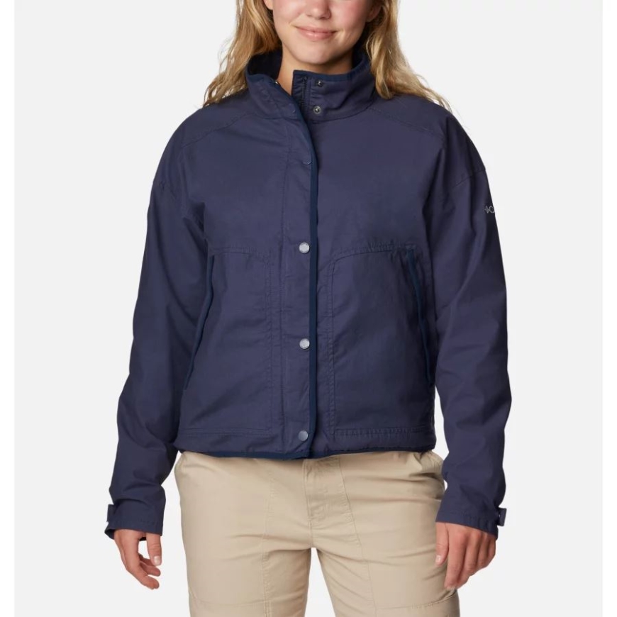 夜行性の女性のセージ湖ジャケット コロンビア